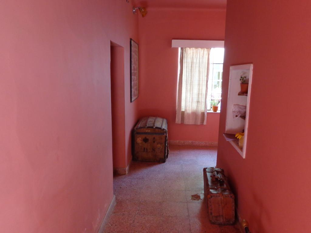 הומאהואקה Hostal La Antigua מראה חיצוני תמונה