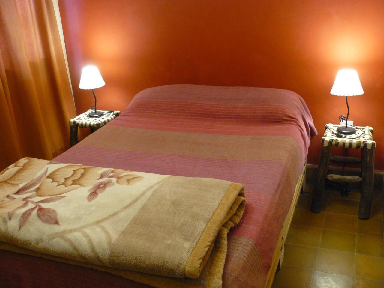 הומאהואקה Hostal La Antigua מראה חיצוני תמונה
